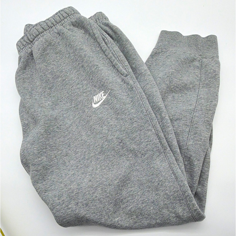 Nike Men's Gray Fleece Club Sweatpants L Regular BV2671-063  Pull-On